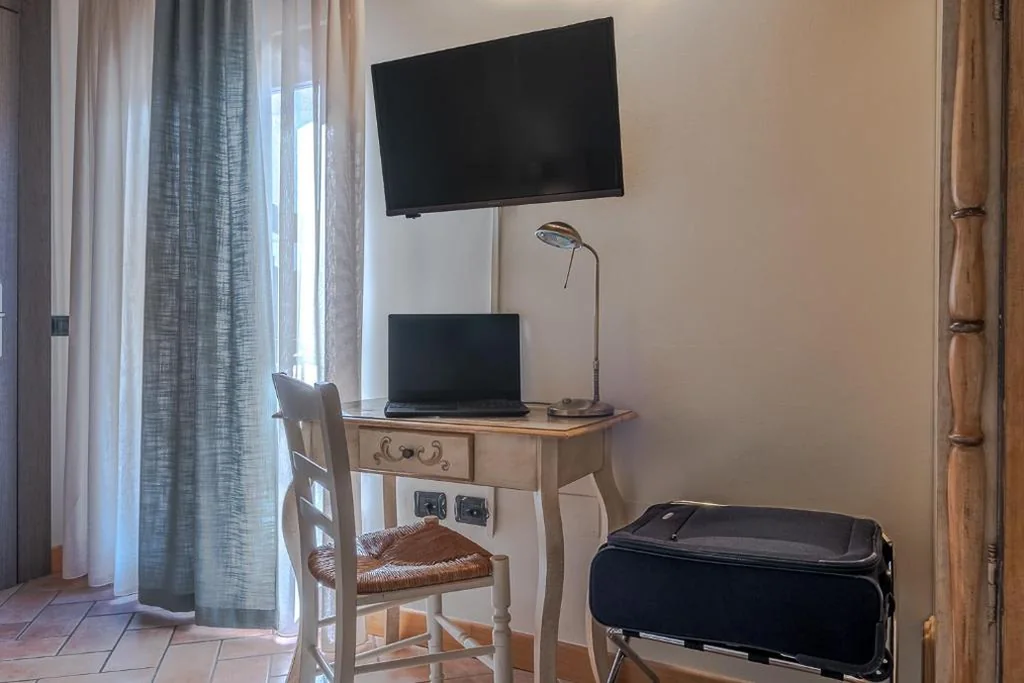 Single Room — Hotel Noce
