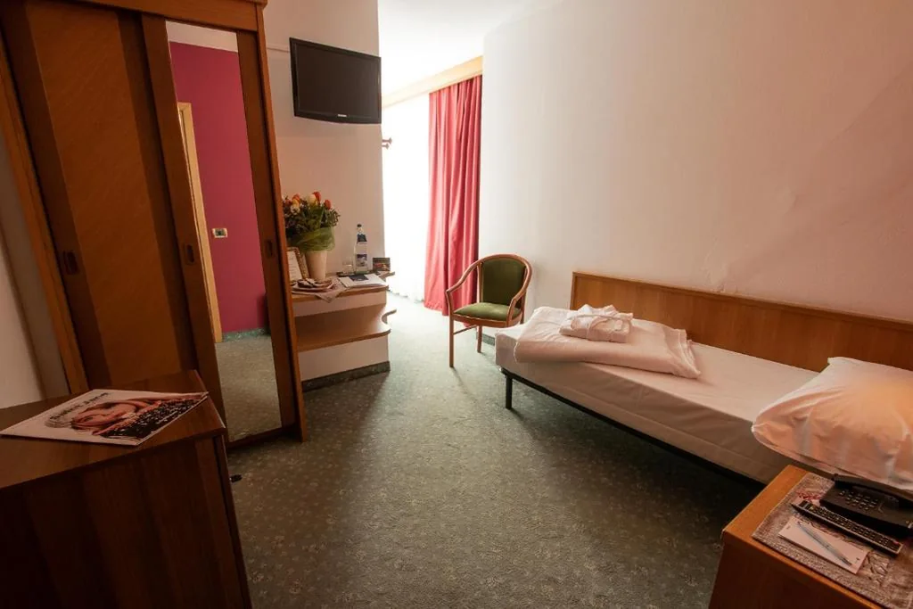 Camera Singola — Hotel Santanton