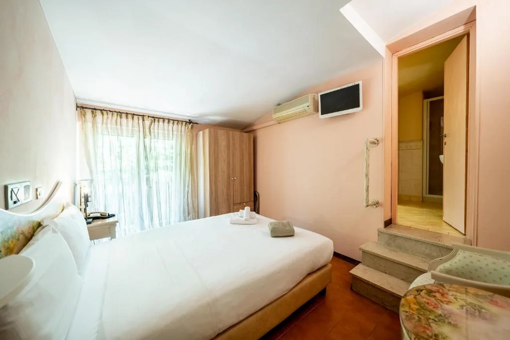 Single Room — Hotel Serenella