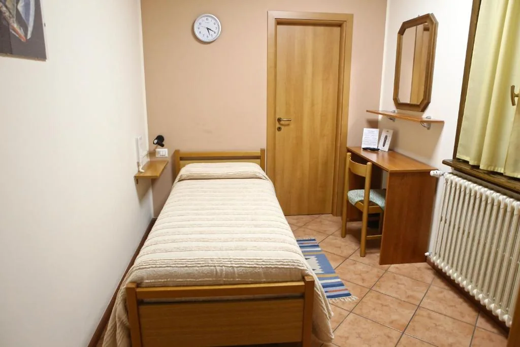 Camera Singola Interna — Albergo Gusmeroli