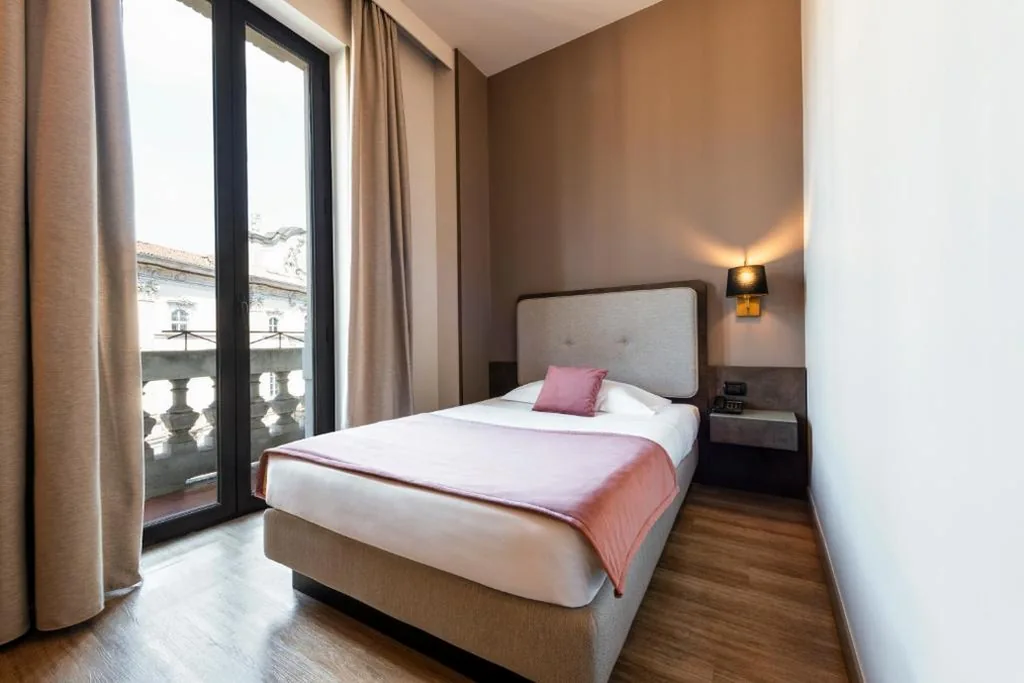 Single Room — Mokinba Hotels King