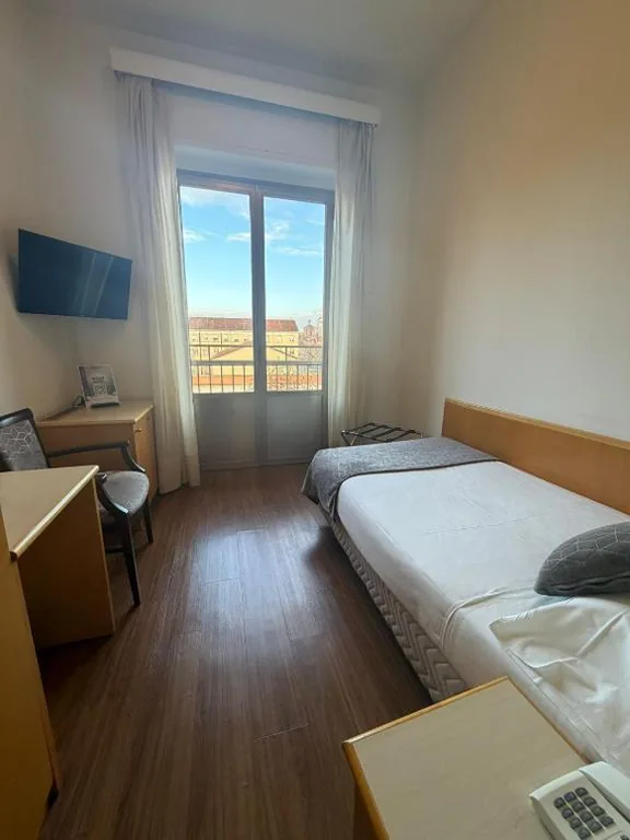 Single Room — Mokinba Hotels Sant’Ambroeus