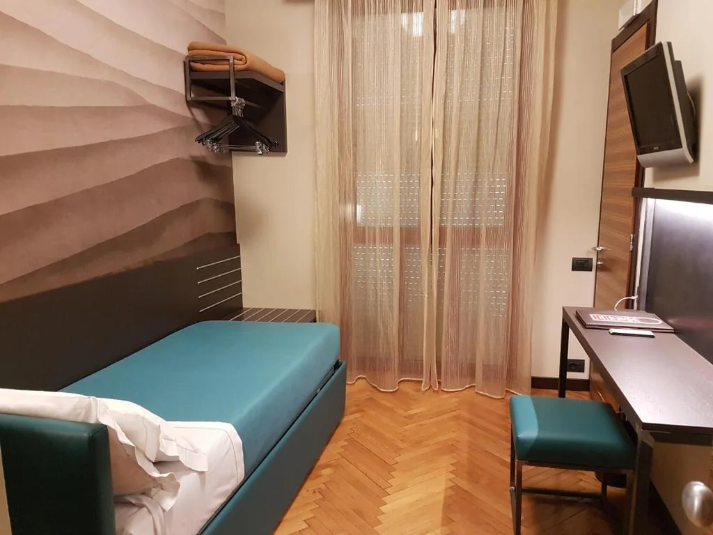 Single Room — Park Hotel Meublé