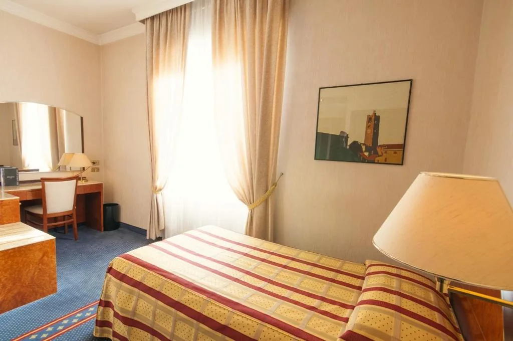 Standard Single Room — Hotel Excelsior San Marco