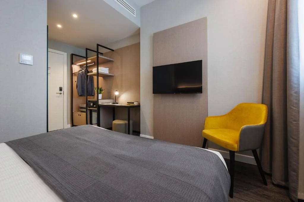 Camera Singola Standard — IH Hotels Milano Centrale