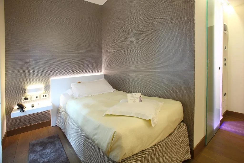 Camera Singola Superior — Hotel Berna