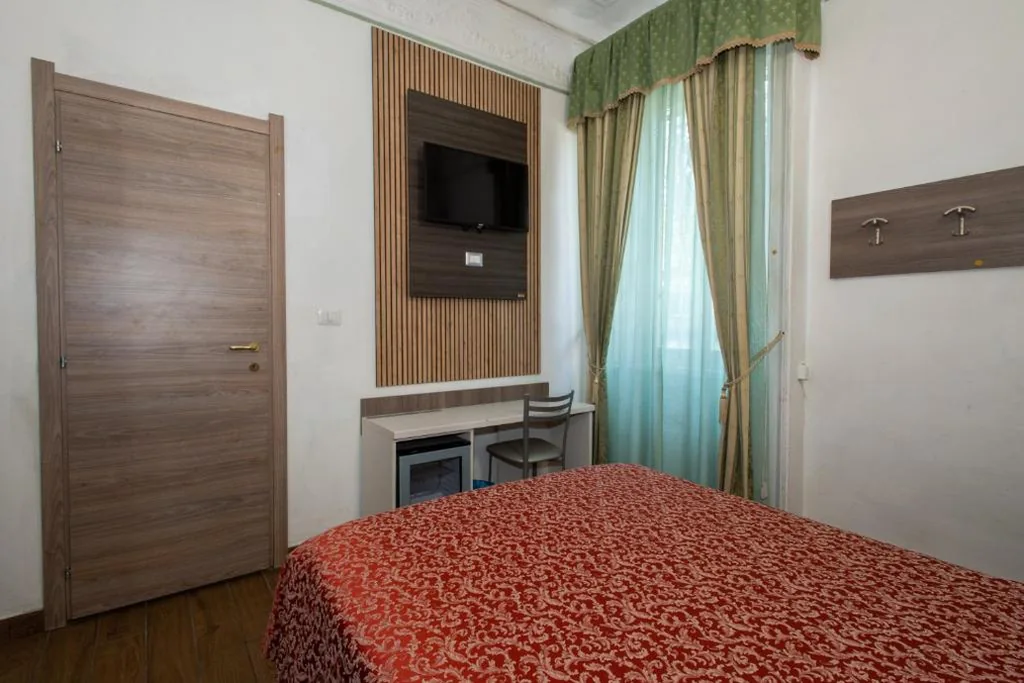 Superior Single Room — Hotel Piola