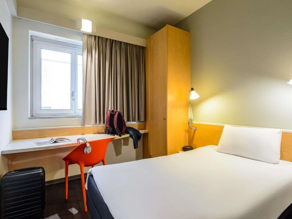 Standard Room with 1 Single Bed — Ibis Milano Centro