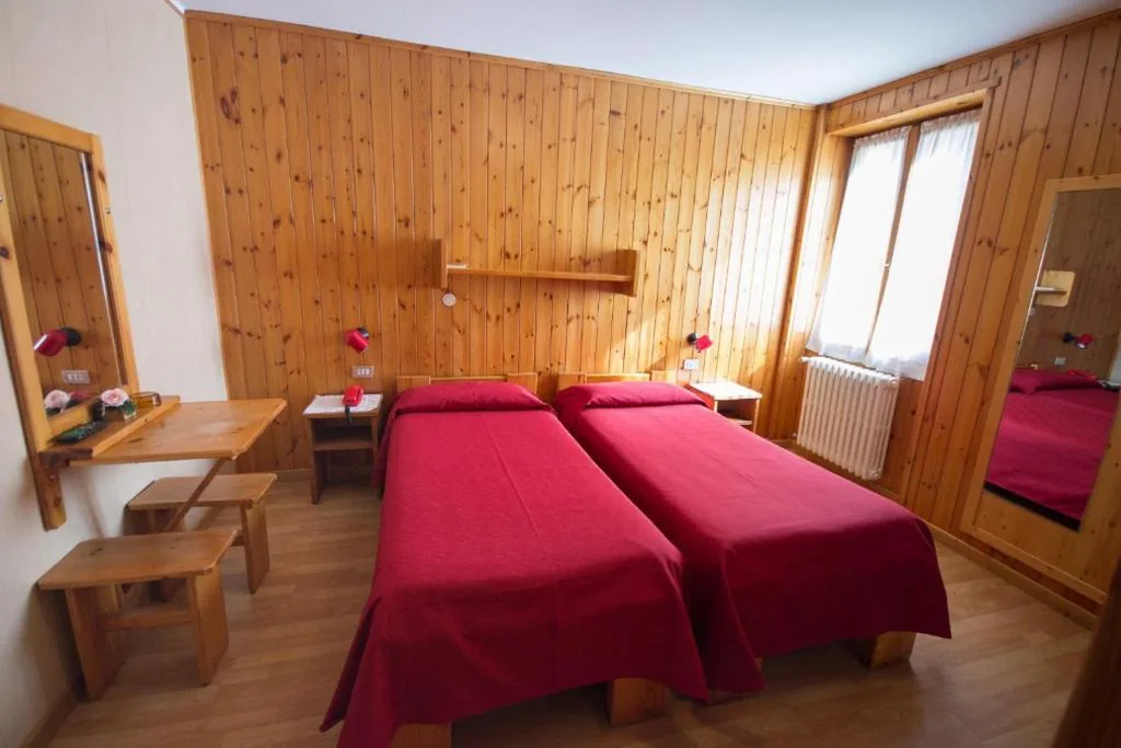 Standard Double/Twin Room — Meublé Albergo Dante