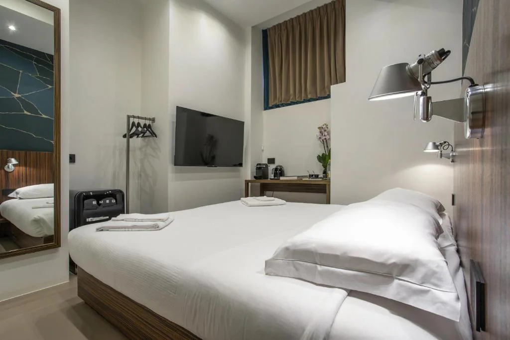 Standard Double/Twin Room — The Place