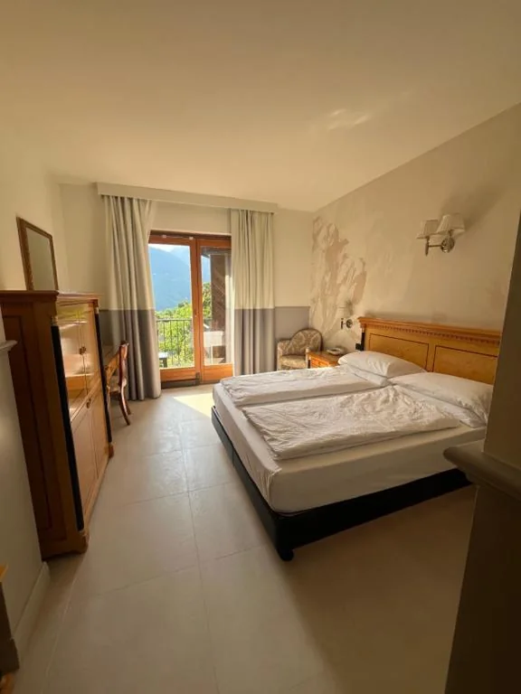 Standard Double/Twin Room with Balcony — Villa Selene