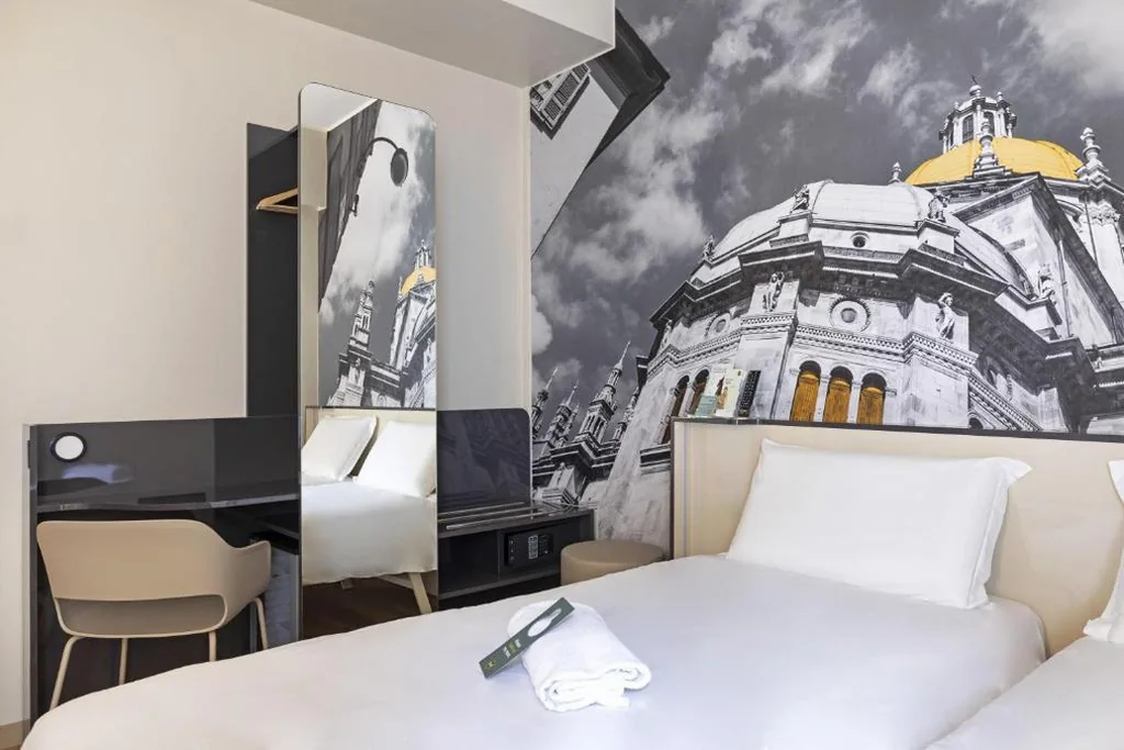 Superior Twin Room — B&B Hotel Como City Center