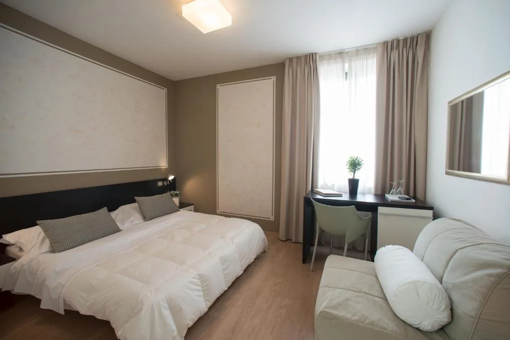 Superior Double Room with Single Beds — Berghotel