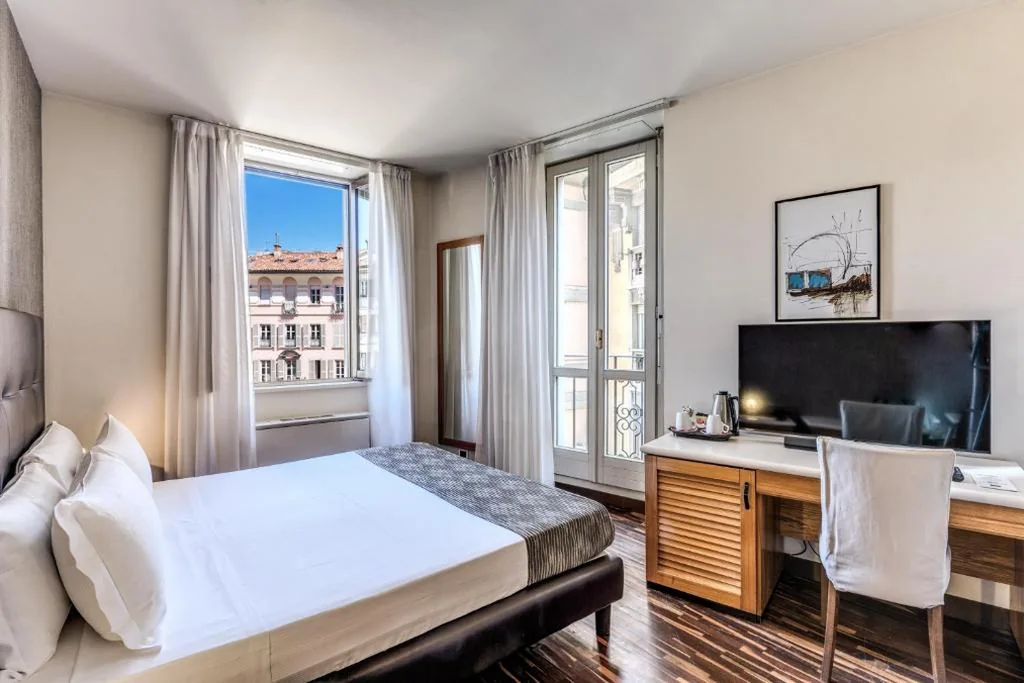 Camera Superior Matrimoniale/Doppia con Letti Singoli — Albergo Firenze