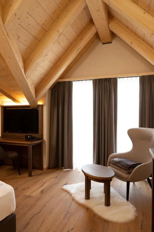 Camera Superior Matrimoniale/Doppia con Letti Singoli — Camino Rustic Chic Hotel