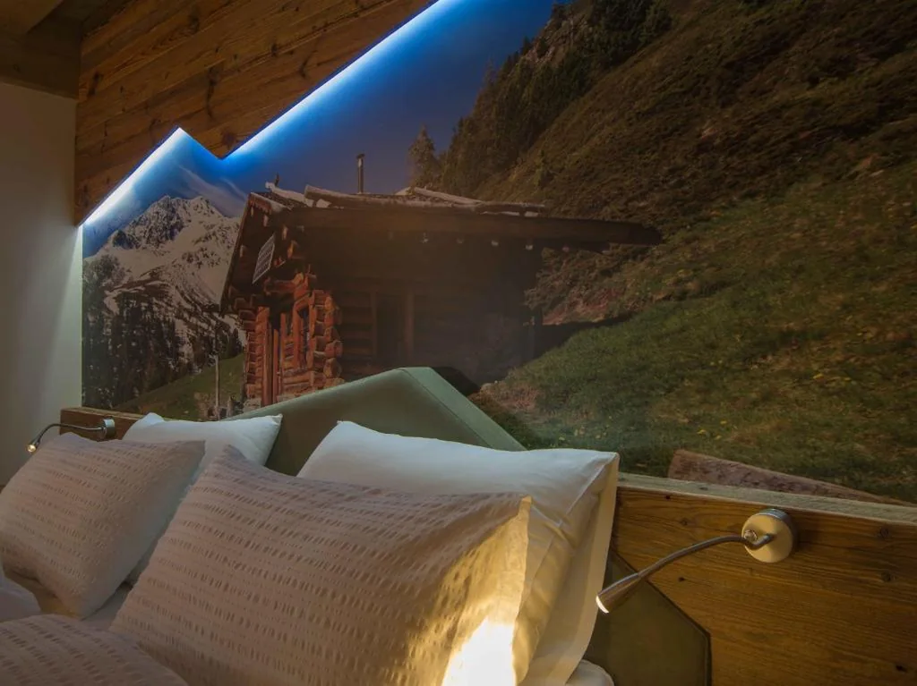 Superior Double/Twin Room — Hotel Amerikan