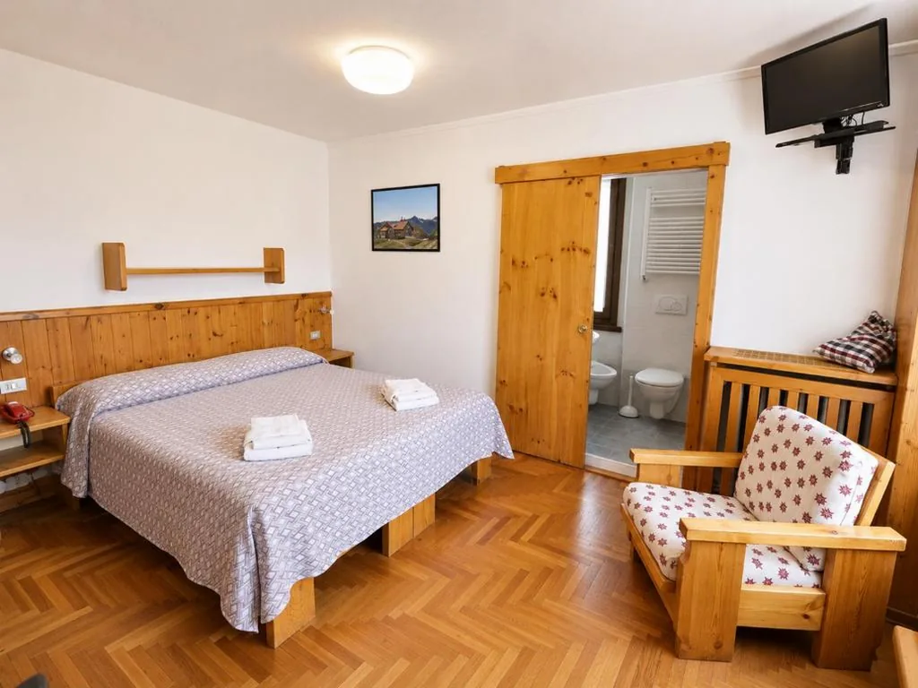 Superior Double/Twin Room — Meublé Albergo Dante