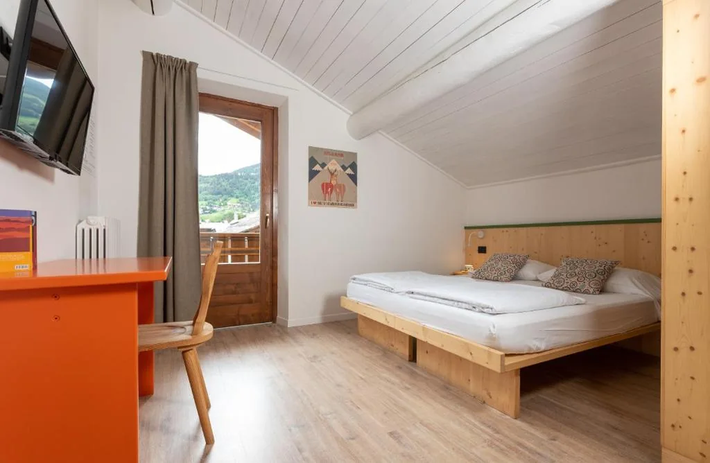 Superior Double/Twin Room — Ostello Alpino
