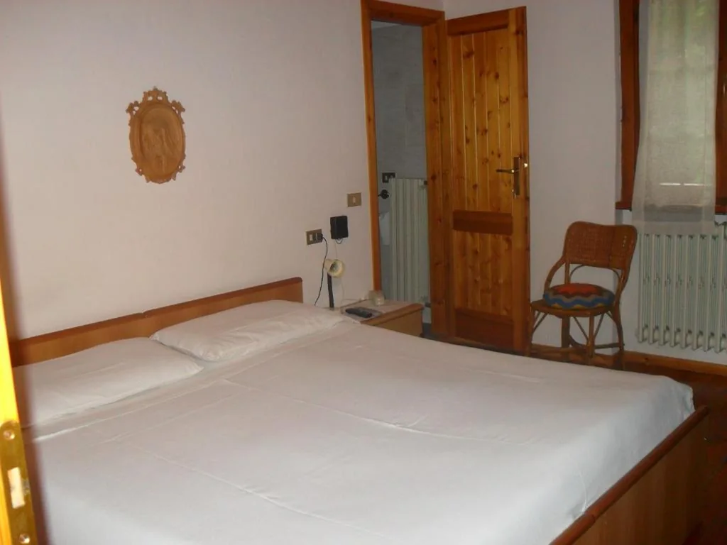 Triple Room — Albergo La Genzianella