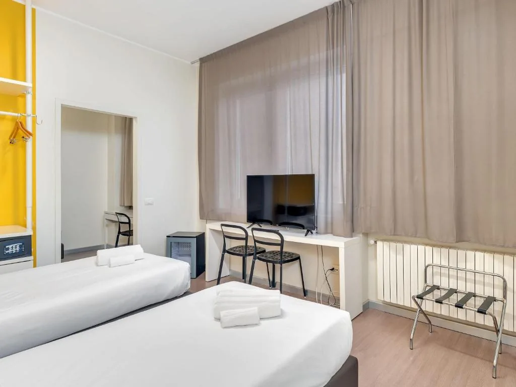 Camera Tripla — B&B HOTEL Milano Ornato