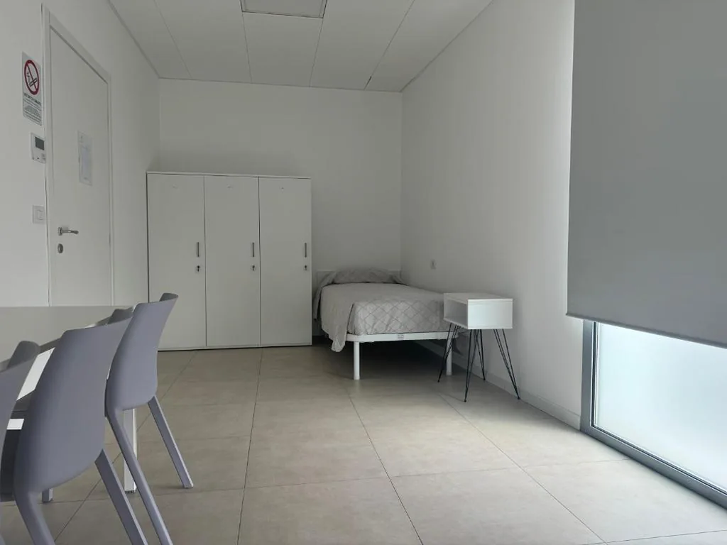 Basic Triple Room with Shared Bathroom — Foresteria Autostazione San Donato