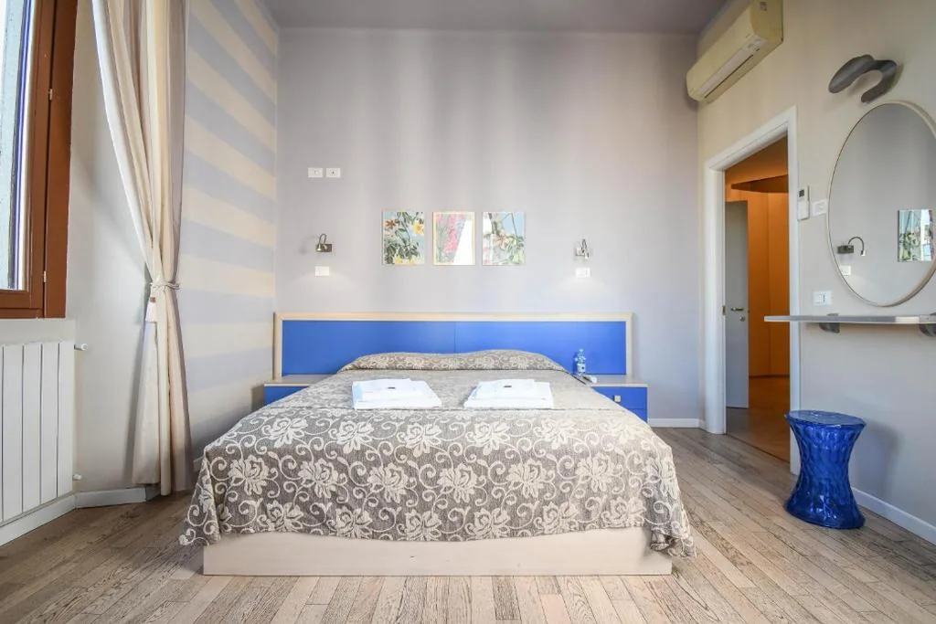 Triple Room — Bergamo Romantica