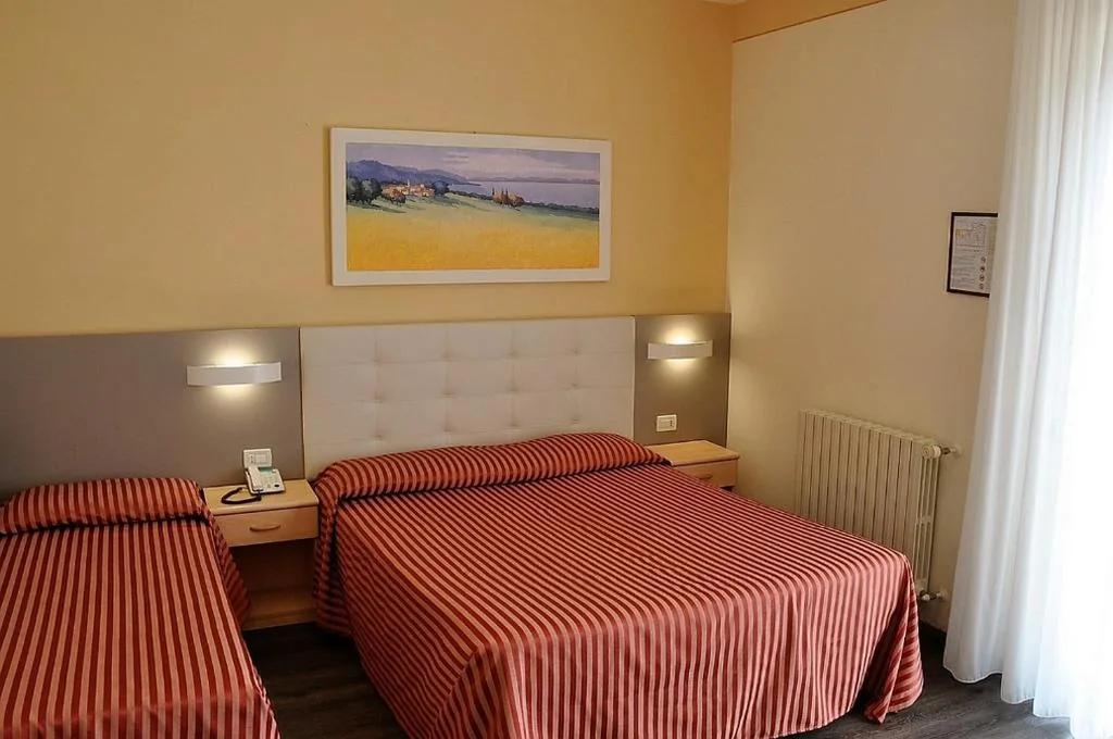 Classic Triple Room — Hotel Panoramica