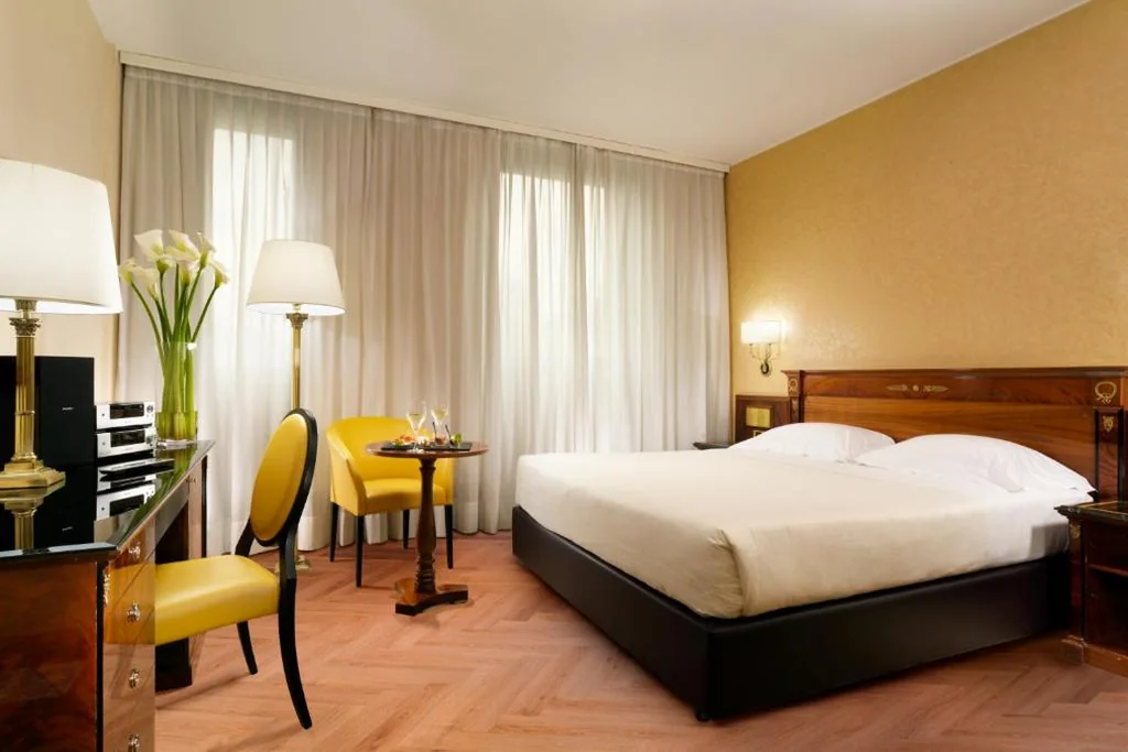 Camera Tripla Classic — UNA Hotels Scandinavia Milano