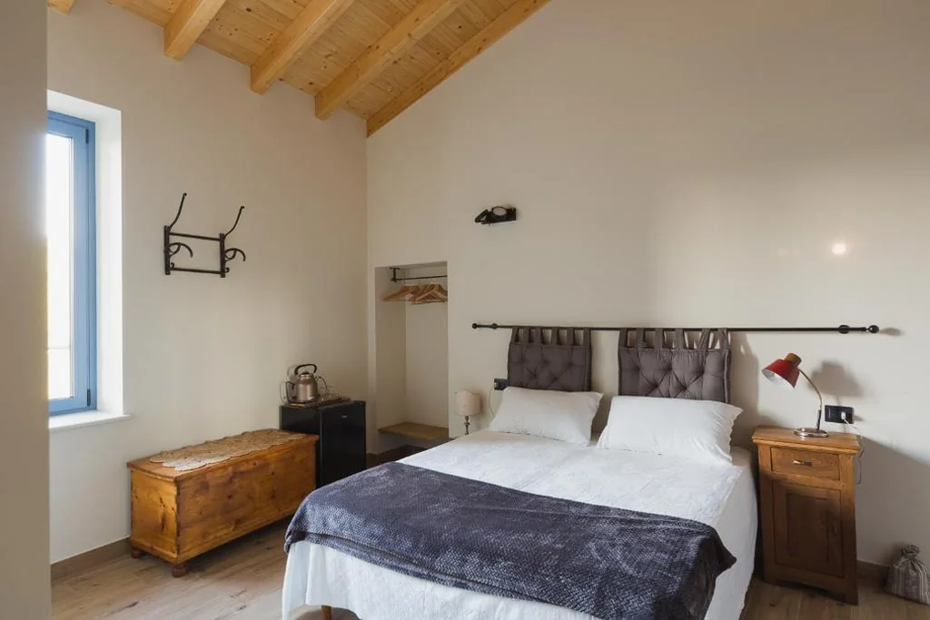 Camera Tripla Comfort — Corte Mira