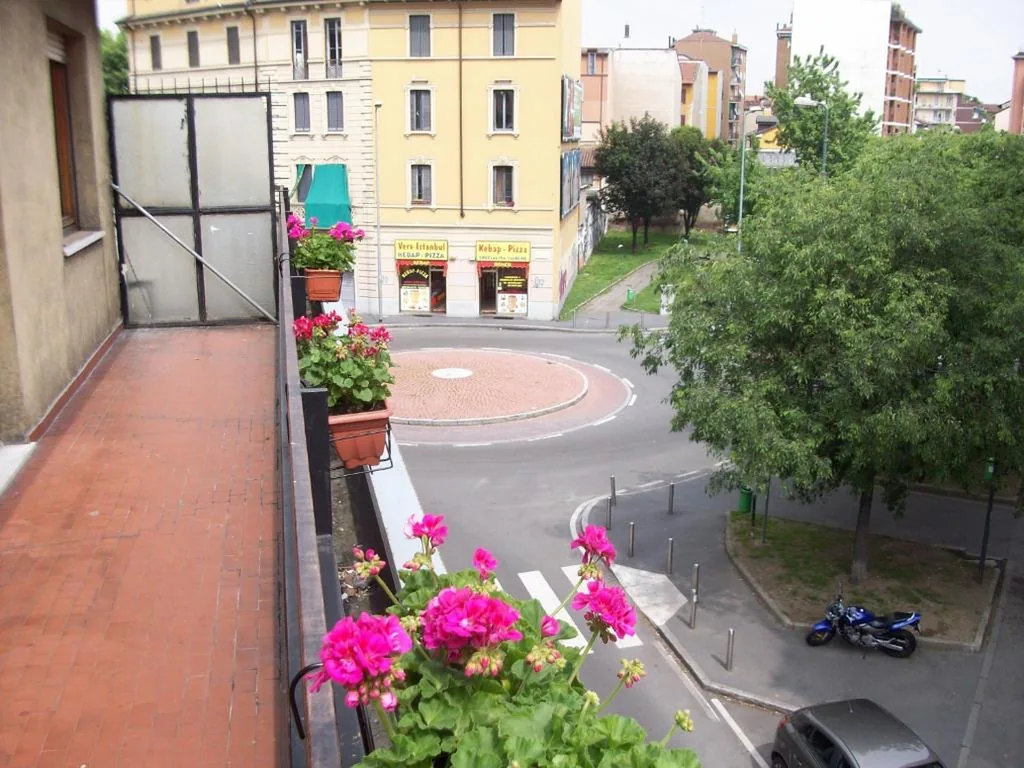 Triple Room with Shared Bathroom — Hostel 3