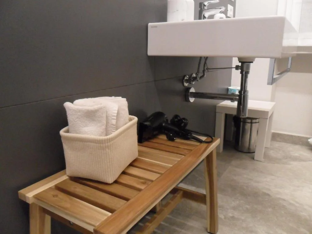Triple Room with Private Bathroom — Carme31 Sirmione