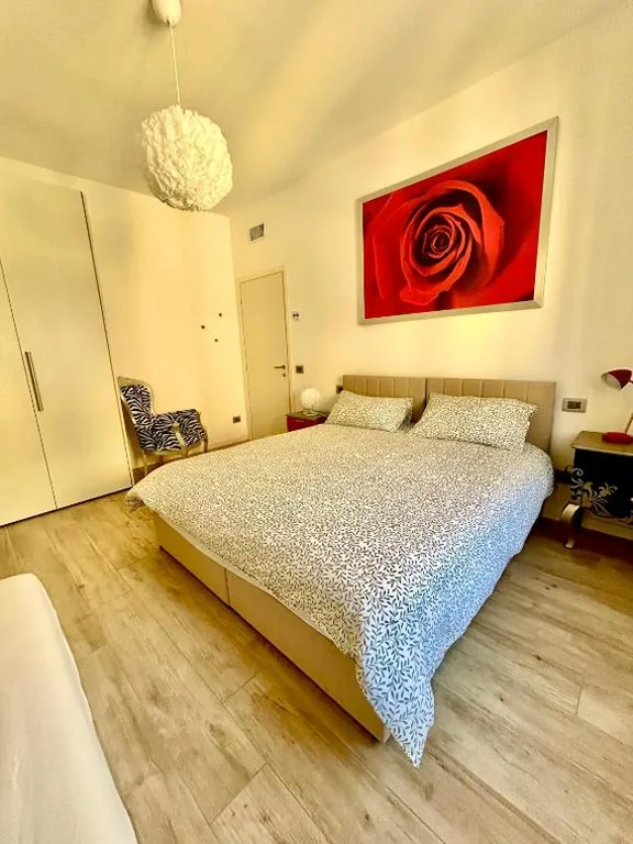 Camera Tripla con Bagno Privato Esterno — La Reggia b&b