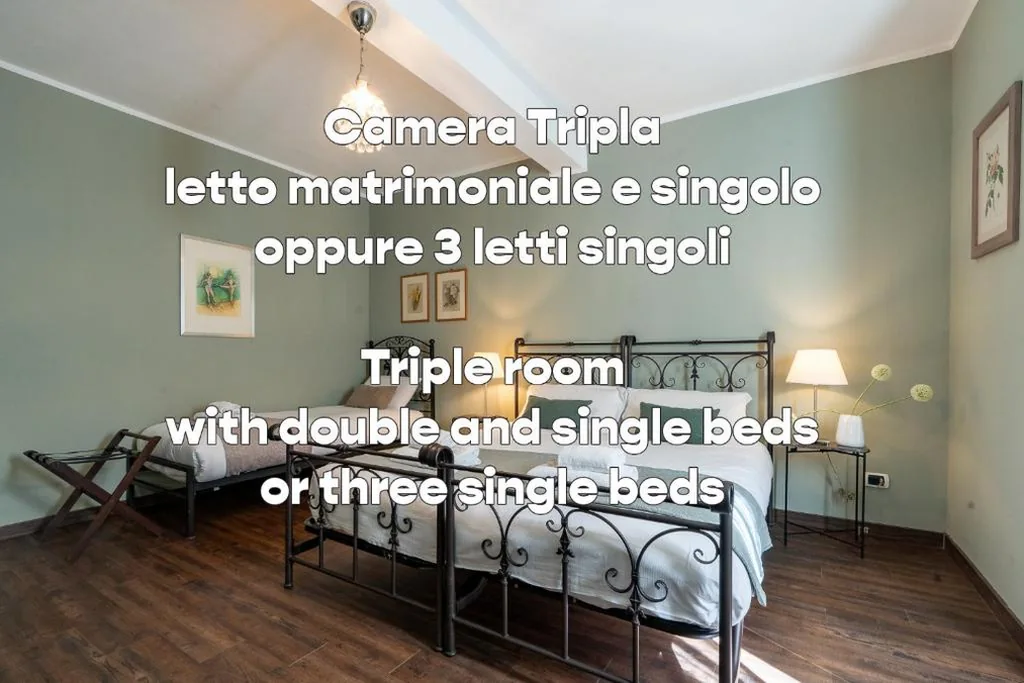 Triple Room with External Private Bathroom — Locami Rooms Castaldi