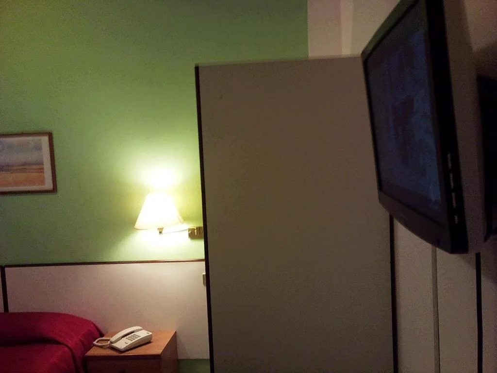 Camera Tripla con Bagno Privato — Hotel Bristol
