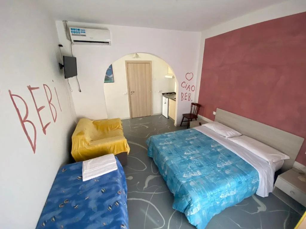 Triple Room with Private Bathroom — Macloud pub B&B