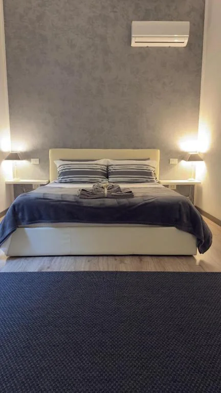 Triple Room with Private Bathroom — Residenza Guglielmo – Free Parking
