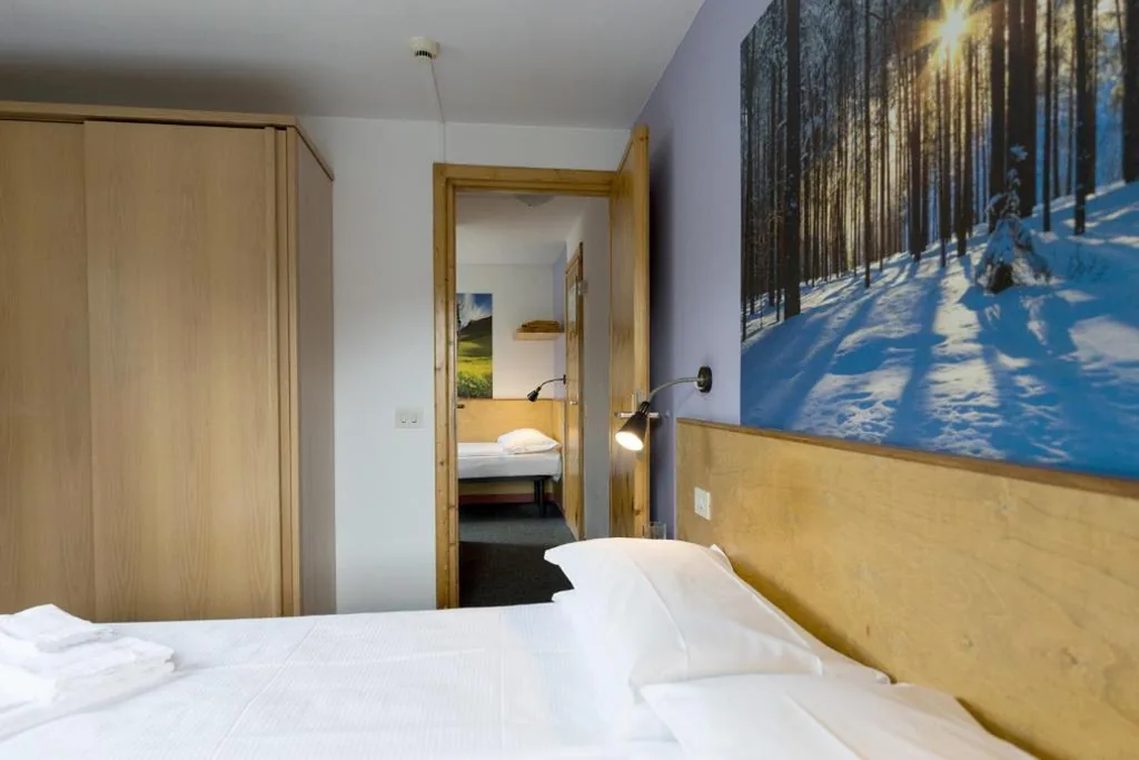 Camera Tripla con Balcone — Hotel Teola