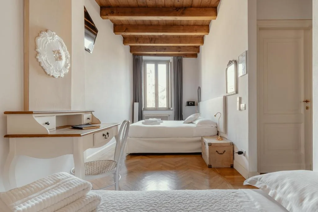 Deluxe Triple Room — Quarenghi16