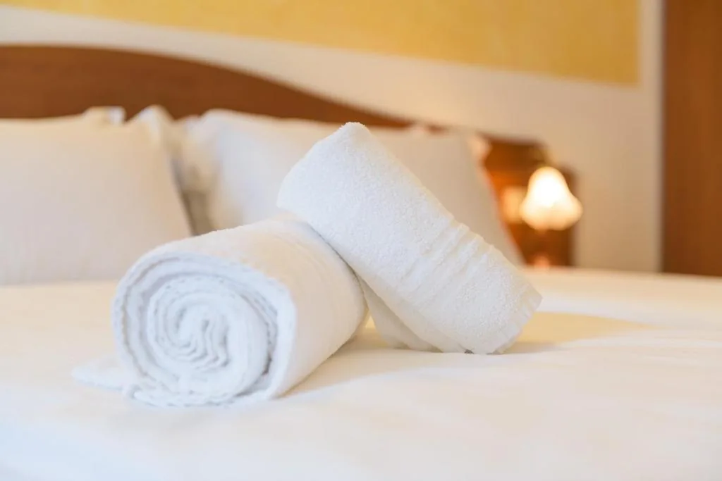 Economy Triple Room — Hotel Antico Monastero
