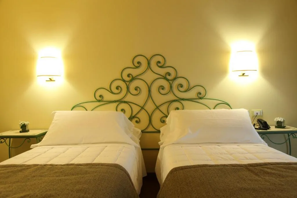 Triple Room — Hotel Borgo Antico