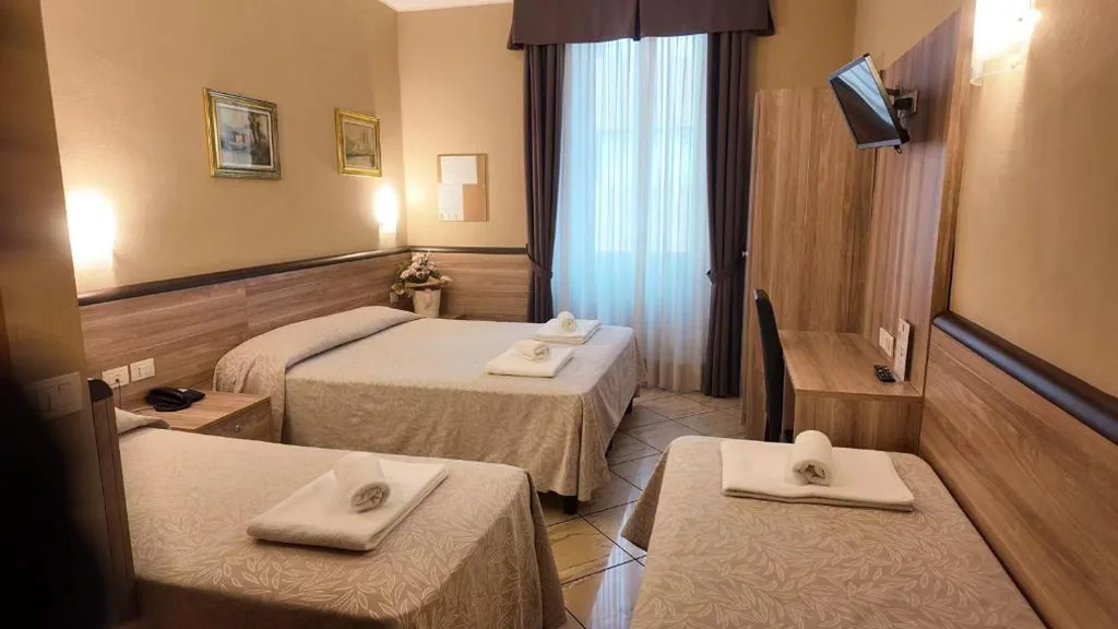 Triple Room — Hotel Brianza
