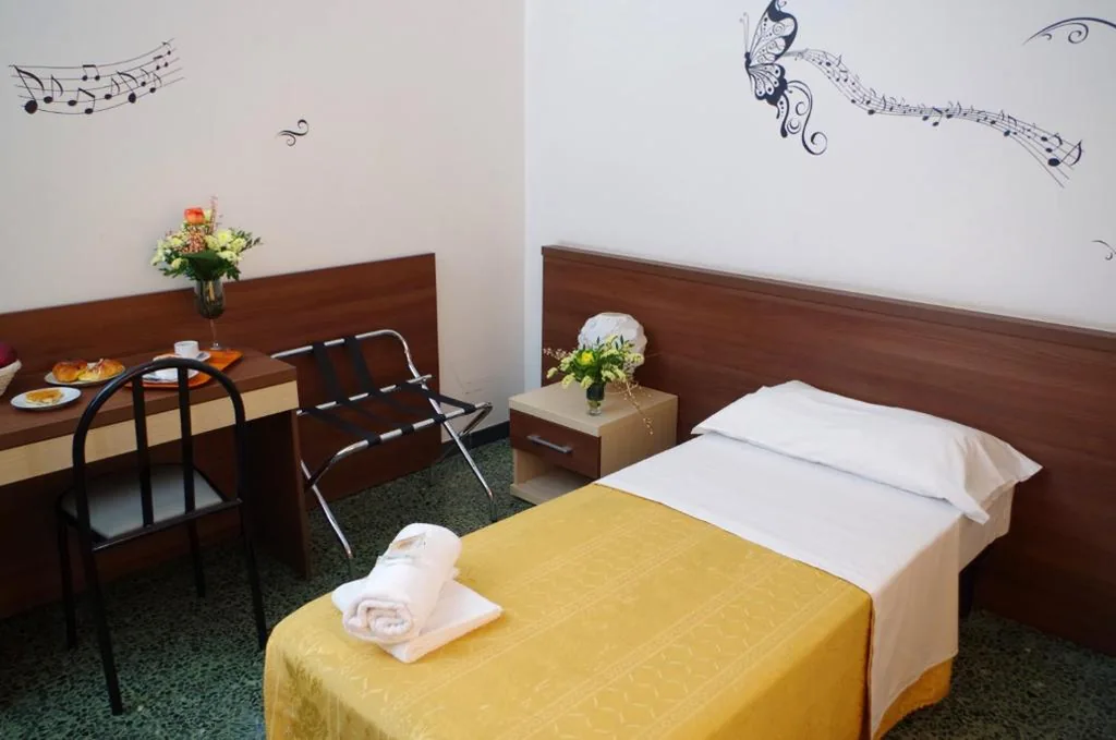 Camera Tripla — Hotel Centrale