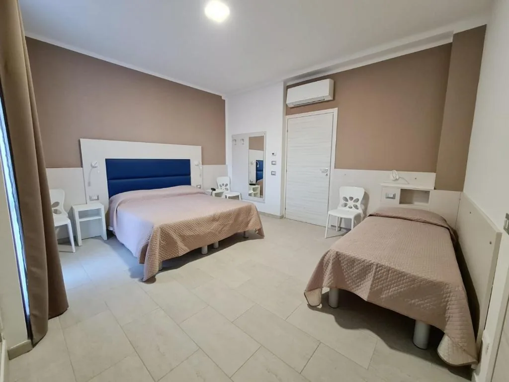 Triple Room — Hotel City 20