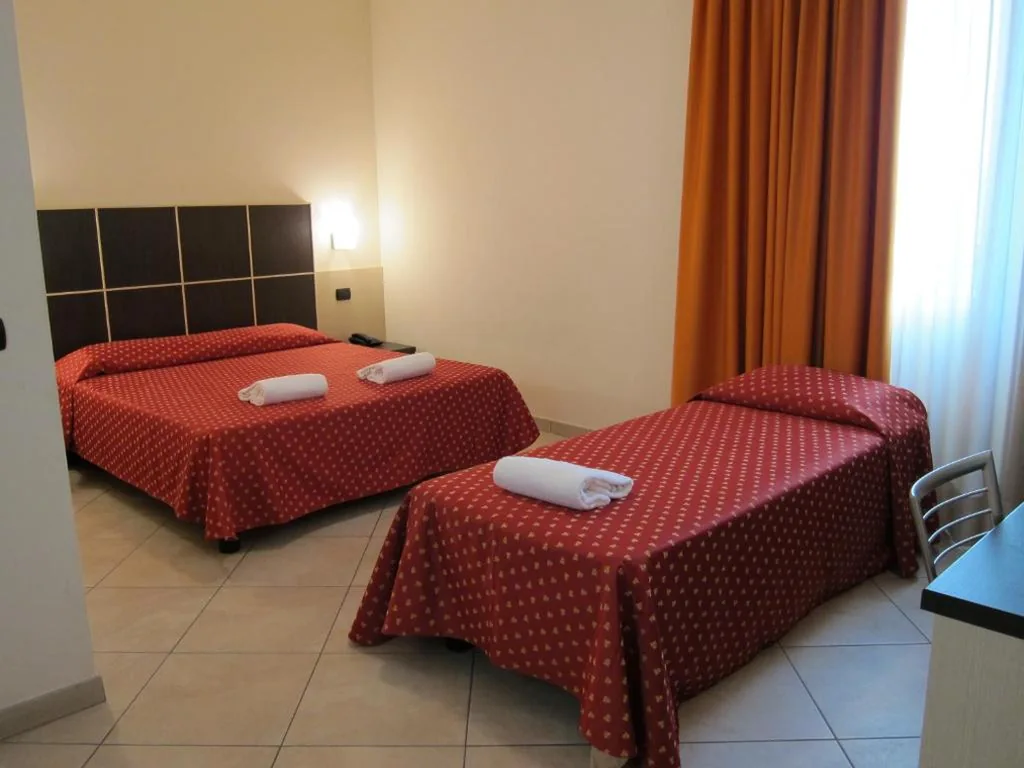 Triple Room — Hotel Della Volta