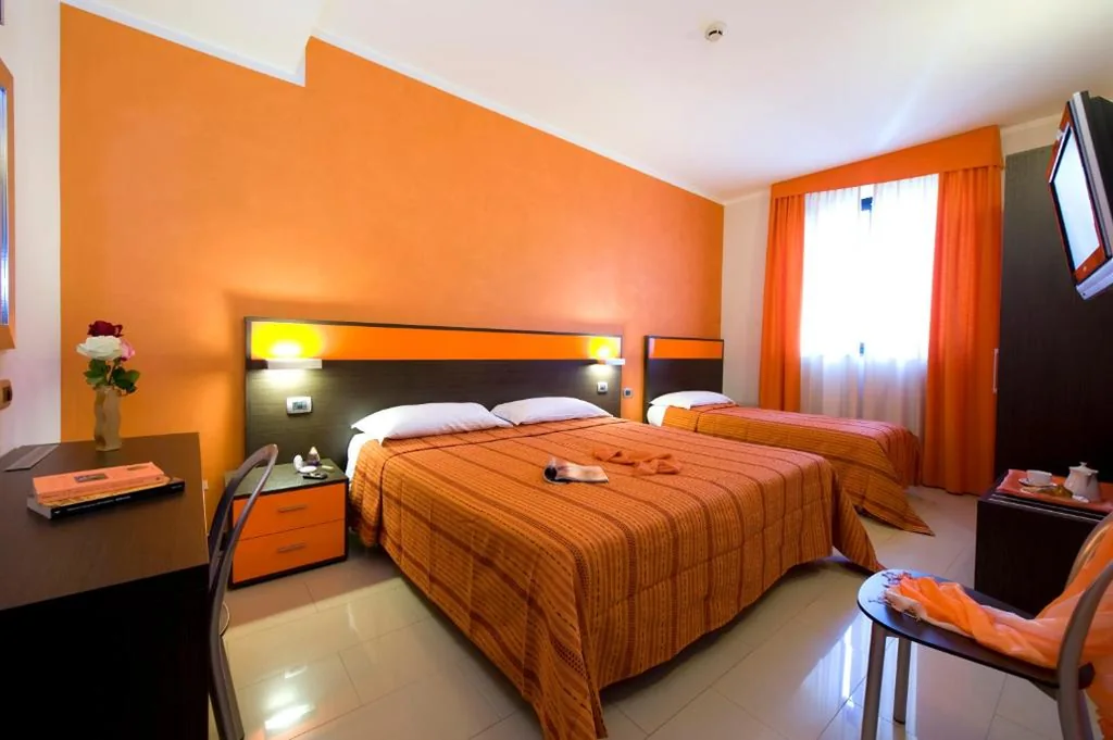 Camera Tripla — Hotel Ideale