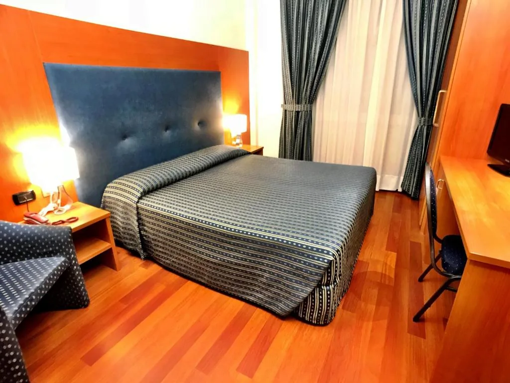Camera Tripla — Hotel Mec