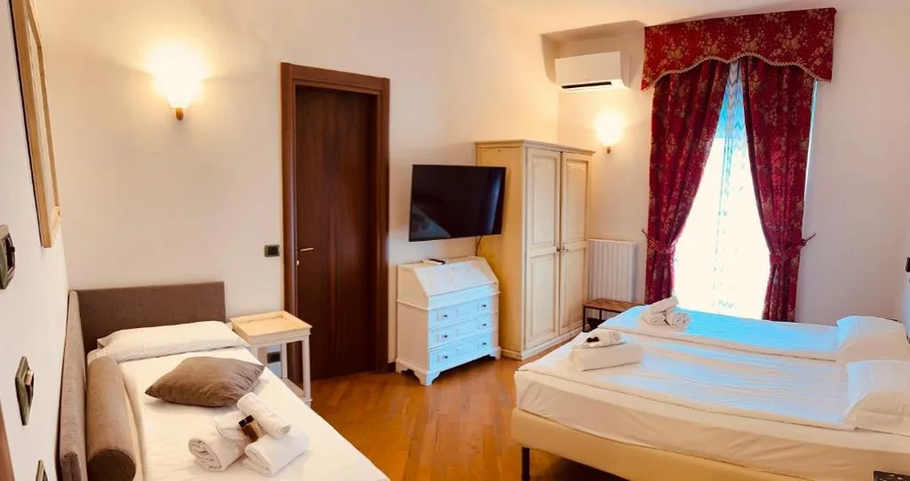 Triple Room — Hotel Pace