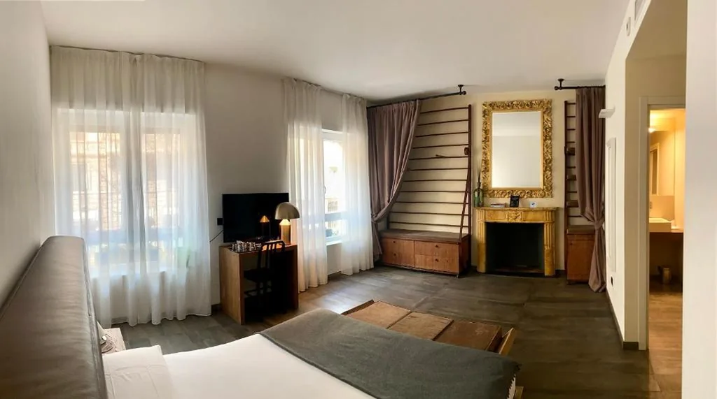 Triple Room — La Chambre Milano