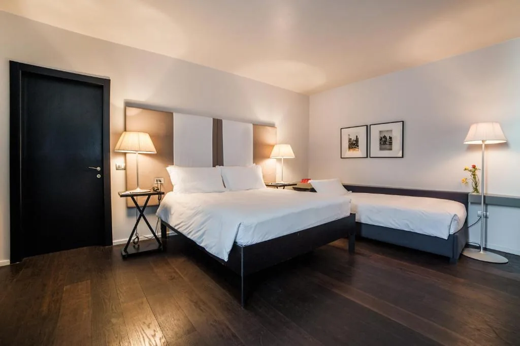 Camera Tripla Premium — Hotel Casa Poli