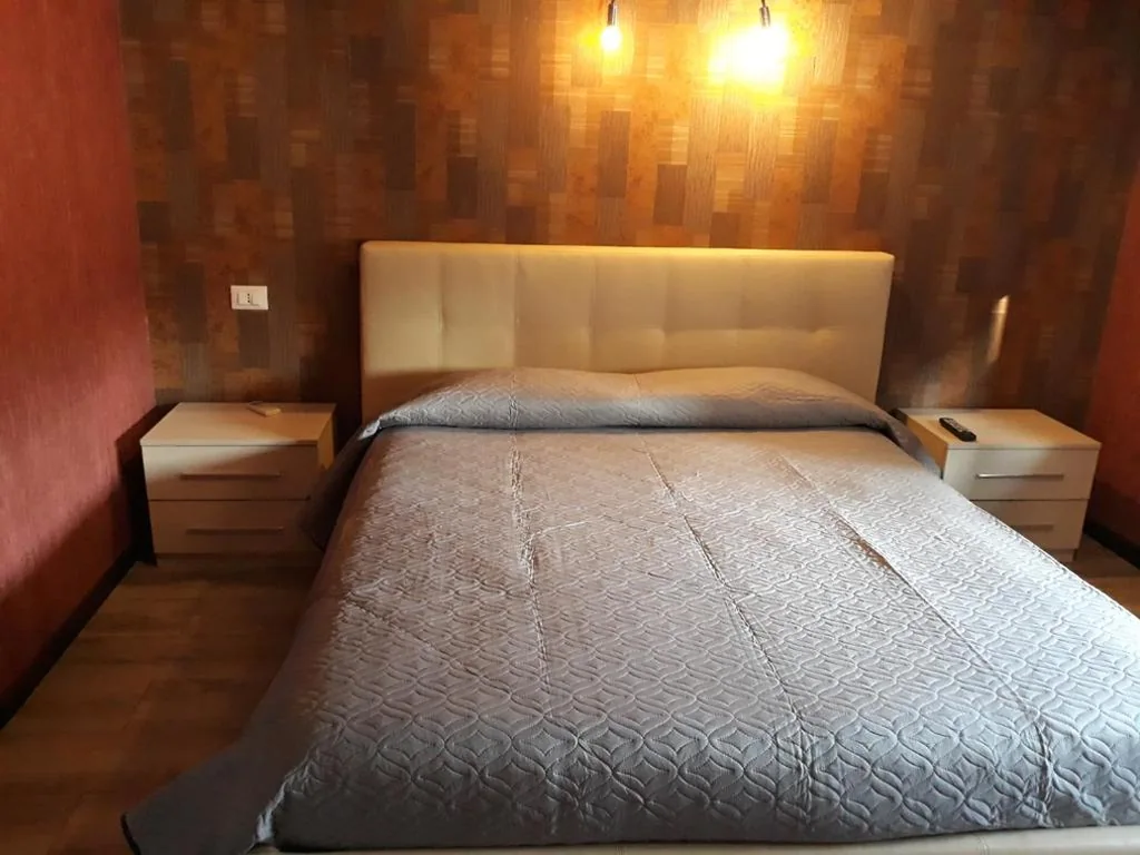 Triple Room — Sira House Milano